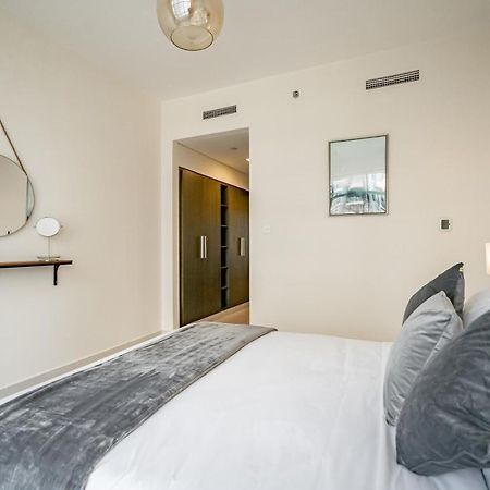 Higuests - Designer Apt With Panoramic View Near Burj Khalifa Apartment Dubai Exterior photo